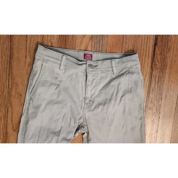 Levi's Chino XX Standard Taper Chino Pants Size 29/30 Khaki Beige Flex Stretch - Picture 2 of 10